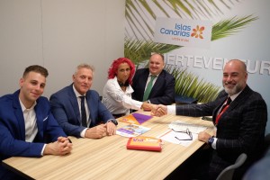fitur17