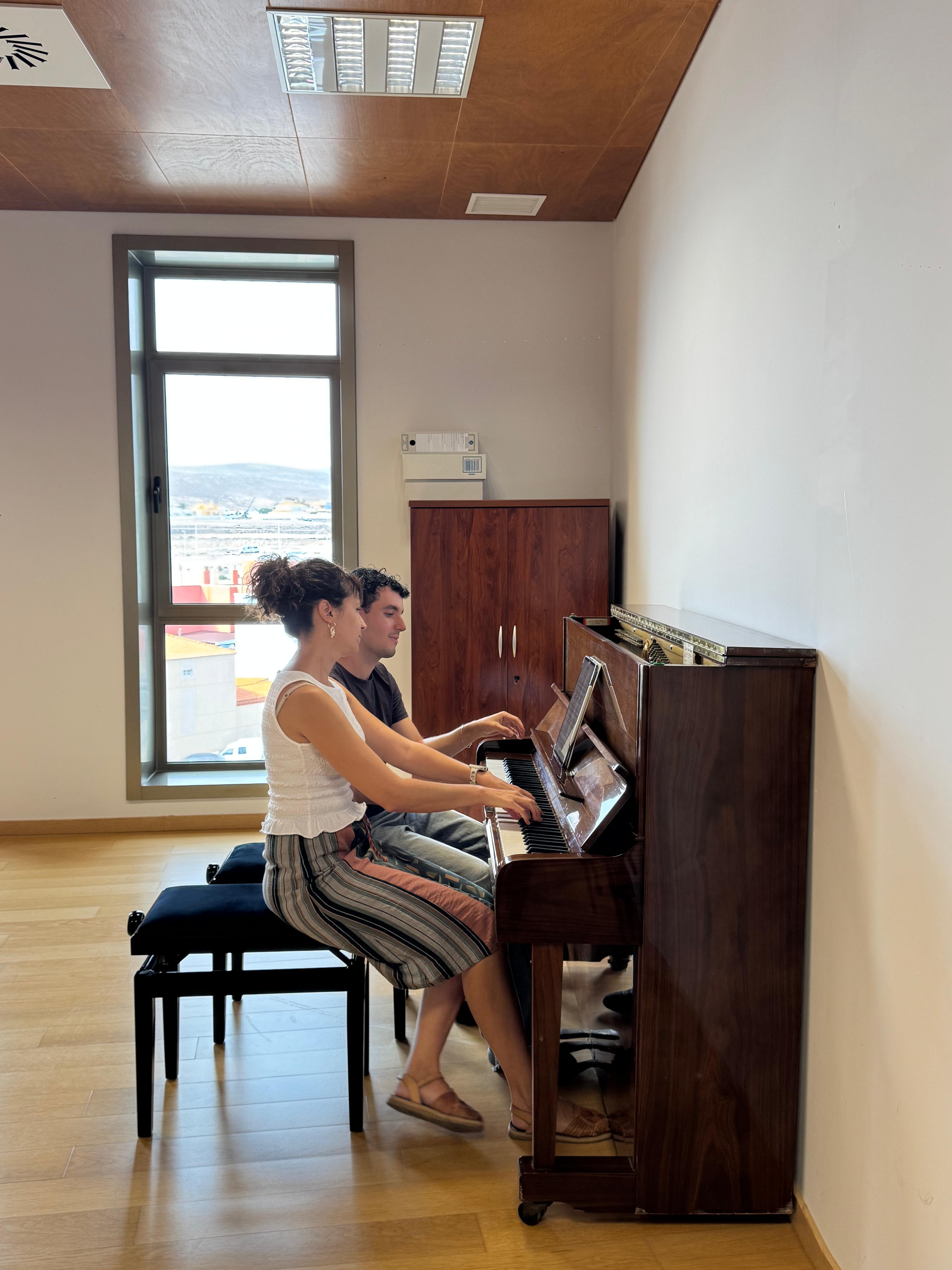Donación piano | Cabildo de Fuerteventura