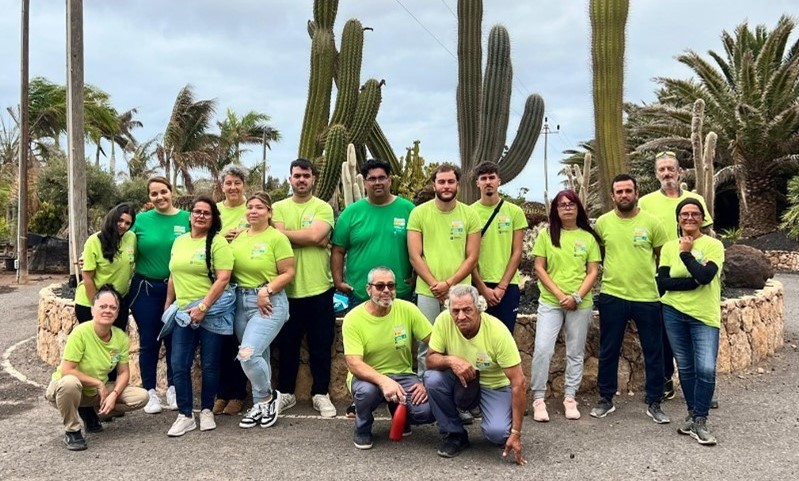 Foto en grupo del PFAE Fuerteventura Florece Para Ti